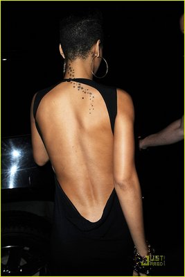 Rihanna-is-a-Backless-Dress.jpg