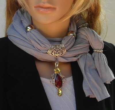 diy-scarves-easy-ideas-decorating-scarf-jewelry.jpg