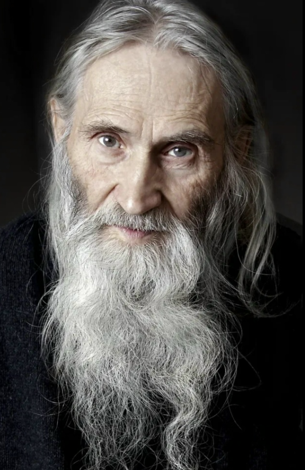 Отец Илий.png