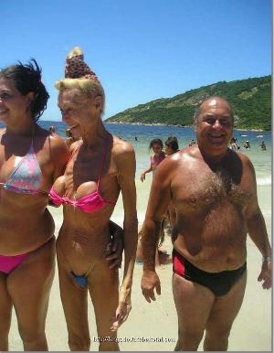 old-breast-implants1.jpg