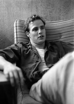 kinopoisk.ru-Marlon-Brando-1287576.jpg