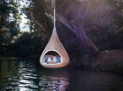 hanging-human-birdhouse-design_large.jpg