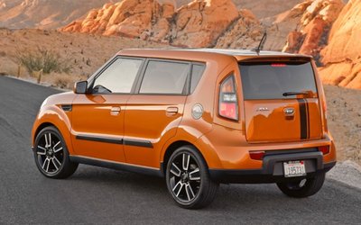 Kia-Soul-special-edition-in-orange-623x389.jpg