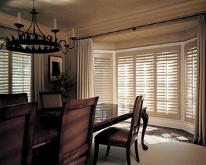 HDShutterheritance_fronttiltbar_diningroom_1.jpg