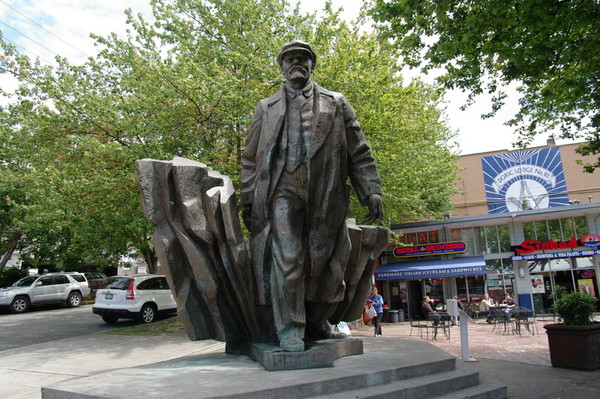 Lenin USA.JPG