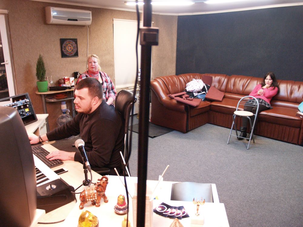 studio_rest2 sm.jpg