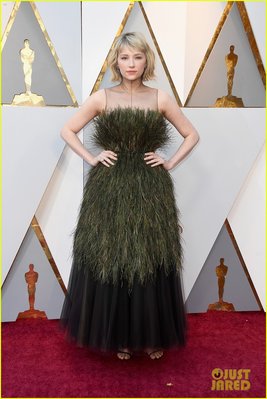 haley-bennett-oscars-2018-02.jpg